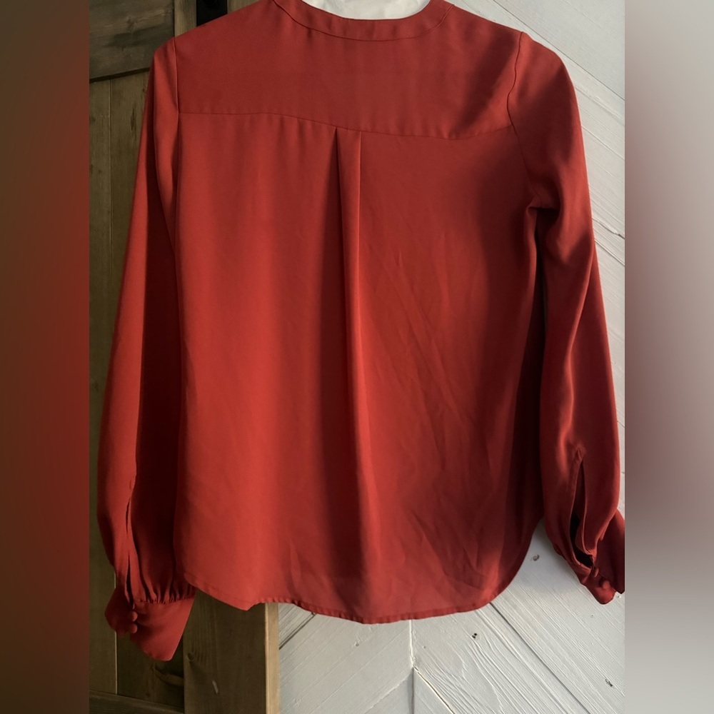 Express Burnt Orange Blouse Women’s Small – Button Front Satin Top - Picture 2 of 3